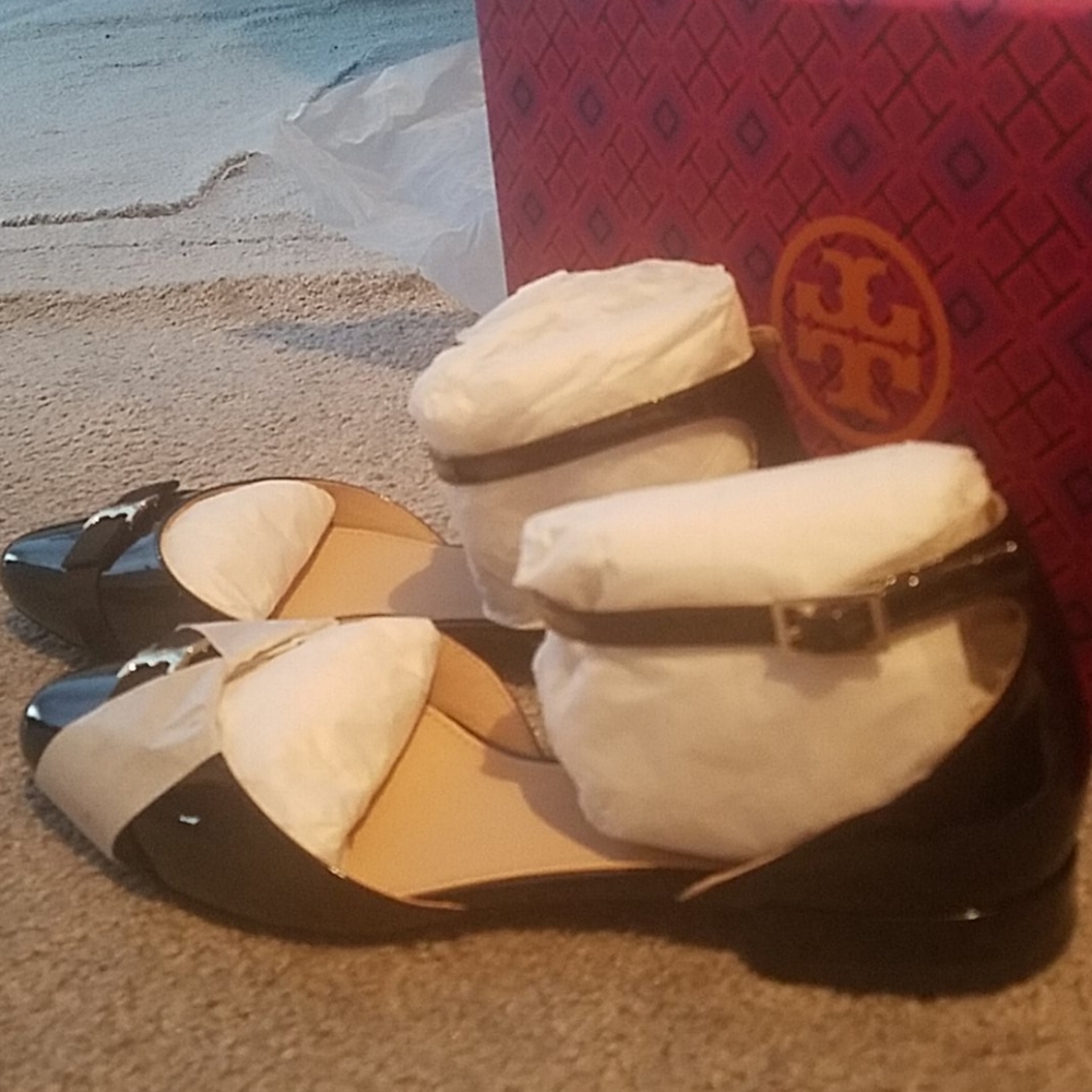 shoes - Picture 2 of 4